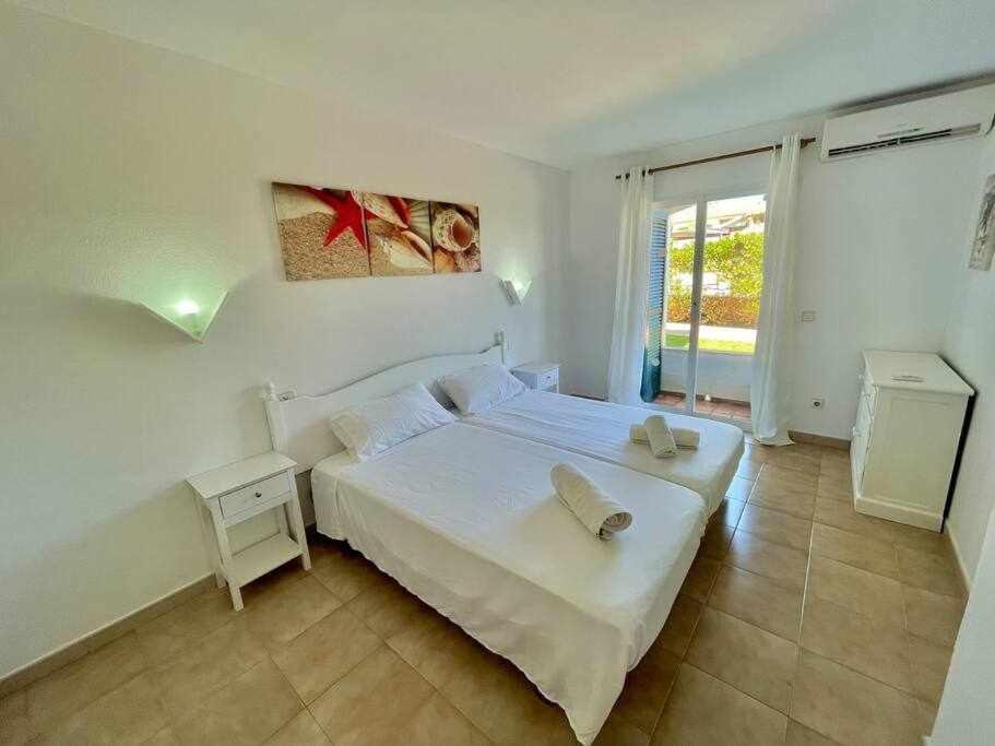 Pura Vida Apartamento Con Piscina Cala'N Blanes  Ngoại thất bức ảnh